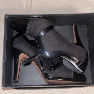 Women’s Designer Shoes